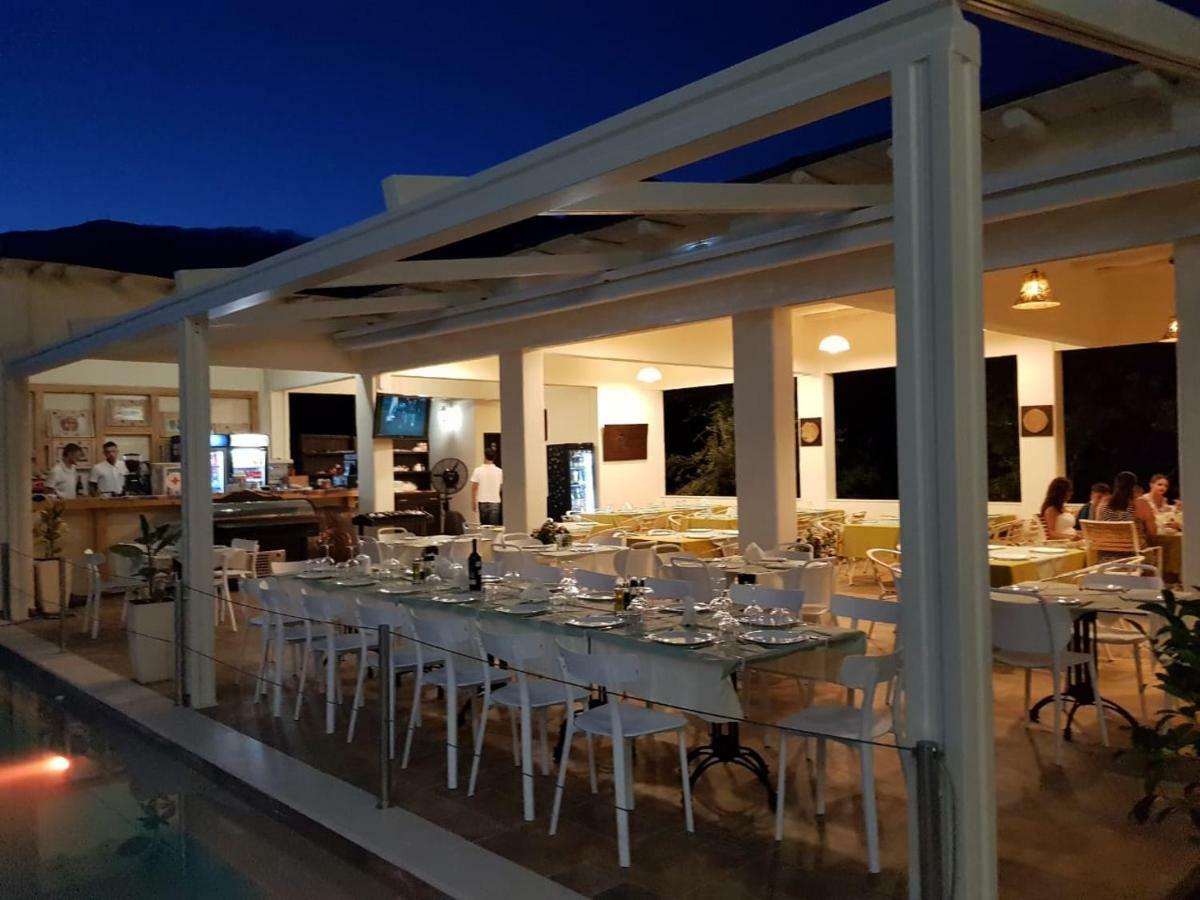 Hotel Sarajet E Pashait 2 Dhermi Exterior photo